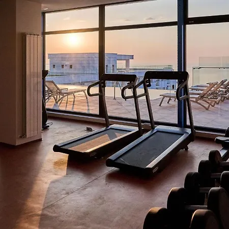 아파트 Infinity Breezes - Parking