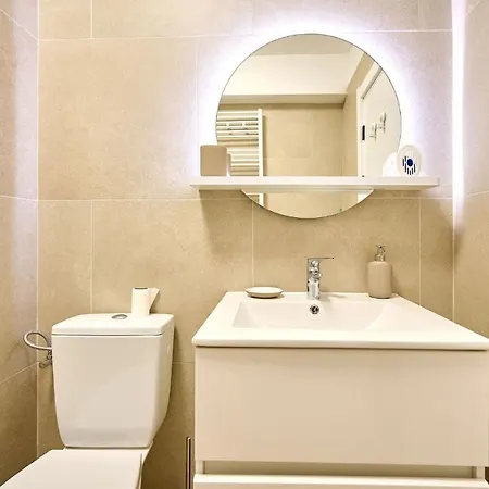 Infinity Breezes - Parking 아파트